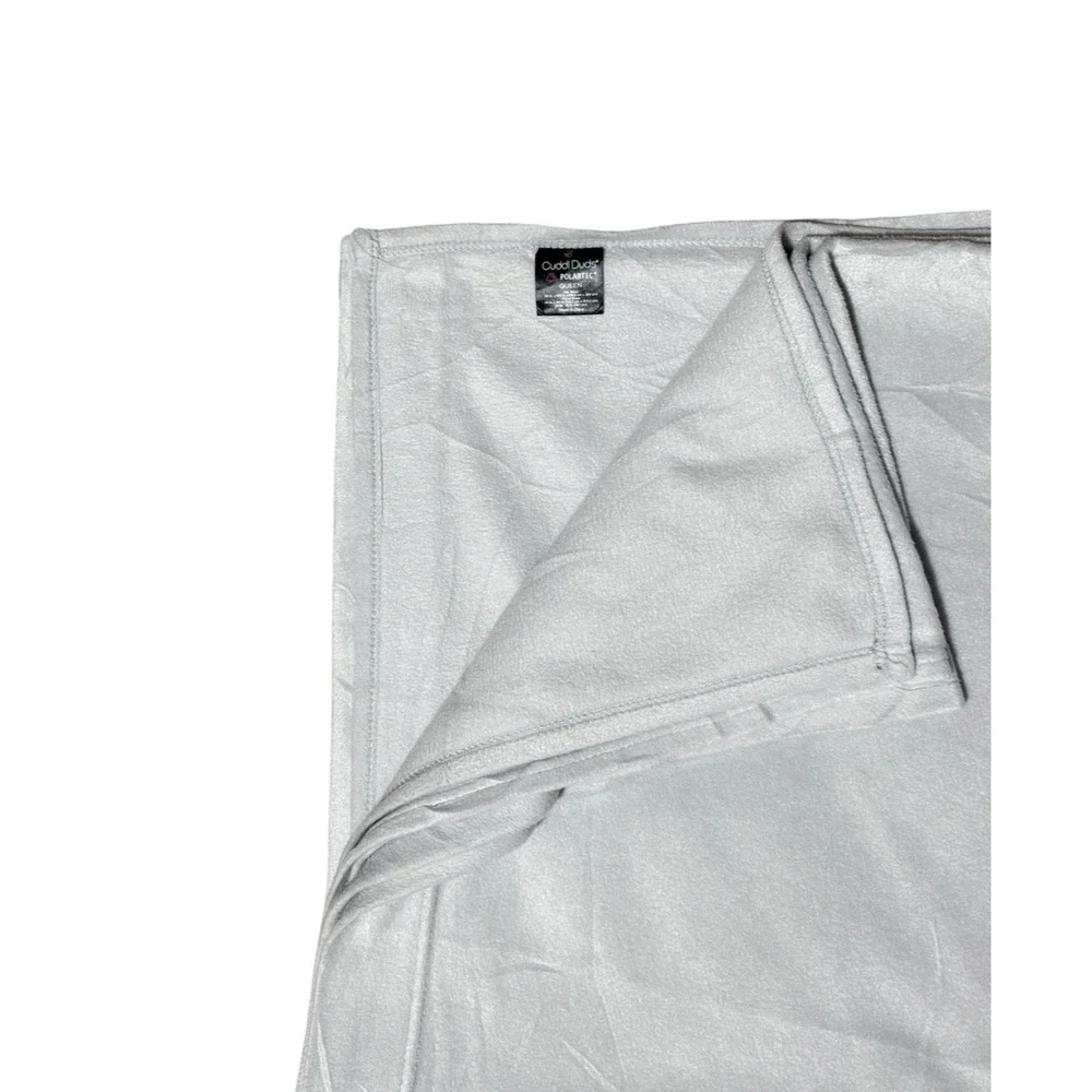 Cuddl Duds Polartec Soft Fleece Blanket Light Gray Microfiber Throw Accent Quilt